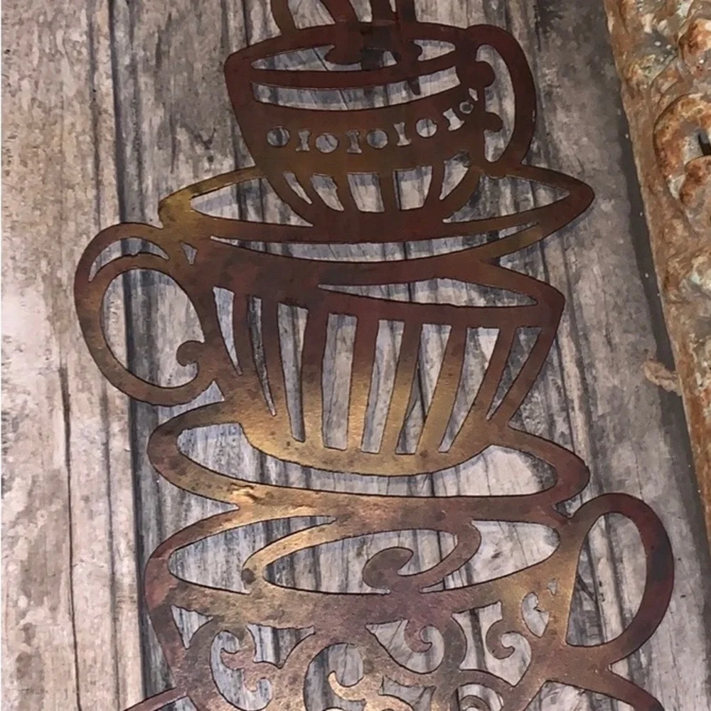 Rustic large metal stacked coffee / tea cup silhouette - Picture 8 of 12